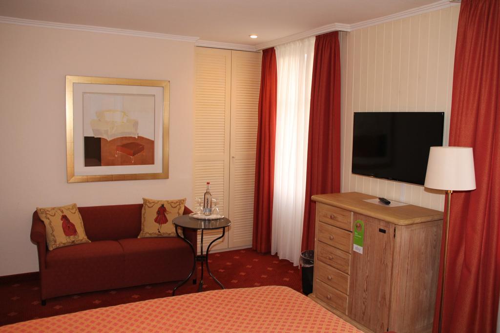 Romantik Im Hotel Villa Roehl Timmendorfer Strand Εξωτερικό φωτογραφία
