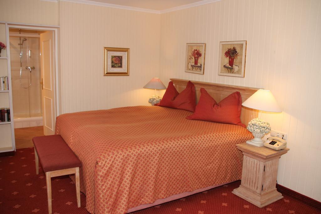 Romantik Im Hotel Villa Roehl Timmendorfer Strand Δωμάτιο φωτογραφία